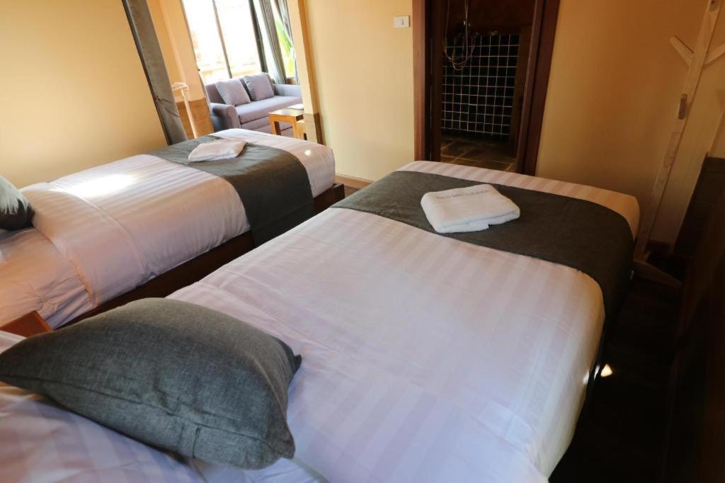 Lana Hotel Чиангмай Екстериор снимка